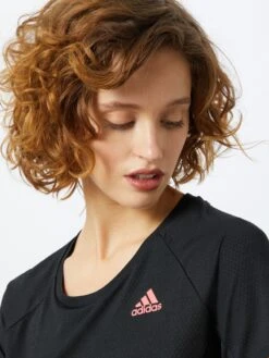 Adidas Sportswear Hauts Pratiques Fonctionnels T-shirt Fonctionnel Runner Femme Noir 9 Adidas Sportswear Hauts Pratiques Fonctionnels T-shirt Fonctionnel Runner Femme Noir -ADIDAS PERFORMANCE Soldes 0399a8268a87c29fc03ff81852a7a778