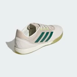 ADIDAS PERFORMANCE Chaussures Dentraînement Chaussure De Foot Copa Gloro IN Femme Nude / Blanc -ADIDAS PERFORMANCE Soldes 0975fff4db6eea2e6cbf010af556e594