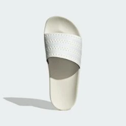 Adidas Originals Chaussures De Piscine Mule ADILETTE Femme Blanc 10 Adidas Originals Chaussures De Piscine Mule ADILETTE Femme Blanc -ADIDAS PERFORMANCE Soldes 09f0d75f94b24ef01e98f0fc6e917a1b
