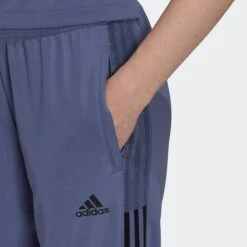 Adidas Sportswear Pantalons Dentraînement Regular Pantalon De Sport Femme Lilas -ADIDAS PERFORMANCE Soldes 0e2e0f3332be258e64b6a55a3f78c4b1