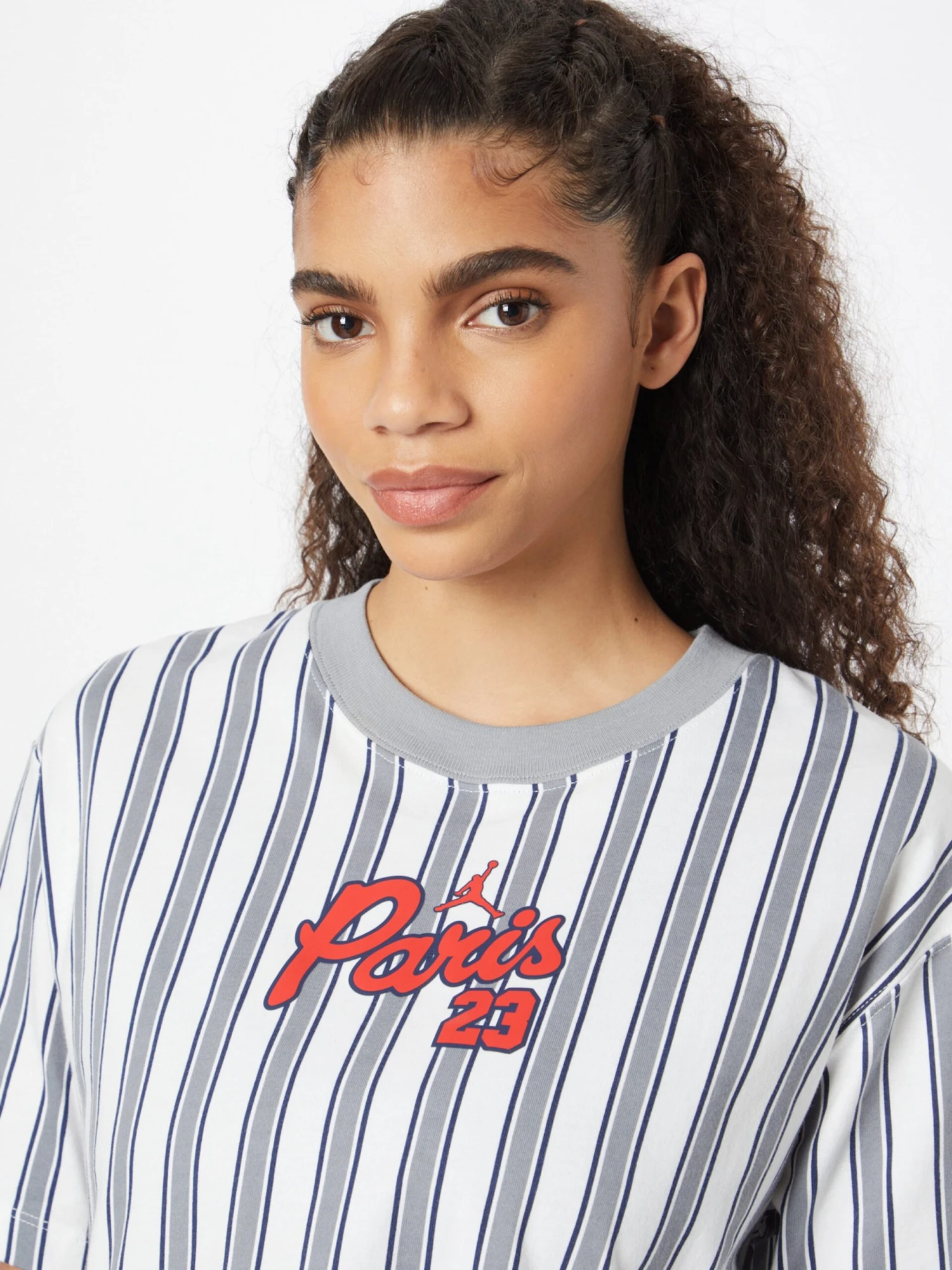 Jordan Hauts Pratiques Fonctionnels T-shirt Fonctionnel Paris St.-Germain Femme Gris Clair 5 Jordan Hauts Pratiques Fonctionnels T-shirt Fonctionnel Paris St.-Germain Femme Gris Clair – Image 5