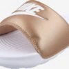 Nike Sportswear Chaussures De Piscine Mule VICTORI ONE SLIDE Femme Bronze