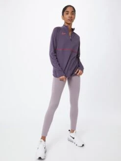 Nike Hauts à Manches Longues T-shirt Fonctionnel Academy Femme Violet Foncé 9 Nike Hauts à Manches Longues T-shirt Fonctionnel Academy Femme Violet Foncé -ADIDAS PERFORMANCE Soldes 212fbaf612f95636b405059ce1421bba