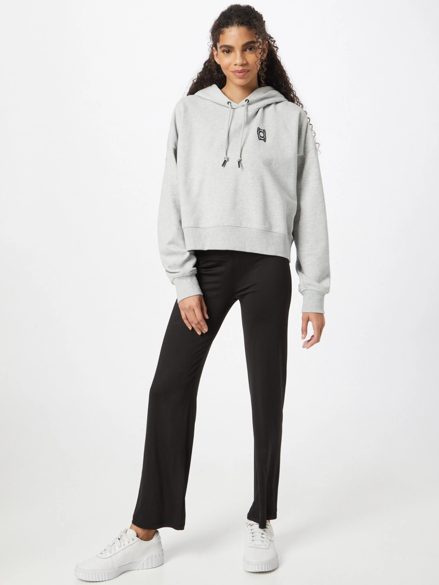 Puma Pantalons Dentraînement évasé Pantalon De Sport Femme Noir 6 Puma Pantalons Dentraînement évasé Pantalon De Sport Femme Noir – Image 6