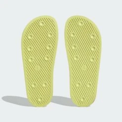 Adidas Originals Chaussures De Piscine Mule ADILETTE Femme Jaune 12 Adidas Originals Chaussures De Piscine Mule ADILETTE Femme Jaune -ADIDAS PERFORMANCE Soldes 356a3514612804ec0f56570e3fb488f3