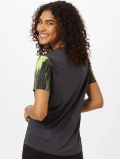 Puma Hauts Pratiques Fonctionnels Maillot Femme Mélange De Couleurs 7 Puma Hauts Pratiques Fonctionnels Maillot Femme Mélange De Couleurs -ADIDAS PERFORMANCE Soldes 3dd7075f4e9e77f8c8368c51c3096f15