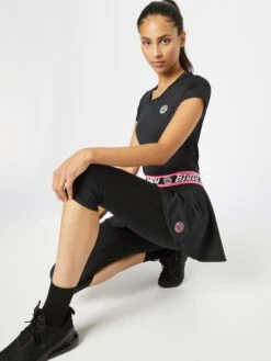 BIDI BADU Hauts Pratiques Fonctionnels T-shirt Fonctionnel Eve Tech Femme Noir -ADIDAS PERFORMANCE Soldes 552d600bf3d5a34e5a14ca9289d1f630