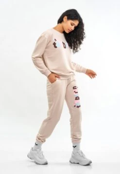 Ensembles Regular Survêtement Femme écru -ADIDAS PERFORMANCE Soldes 5f64f87466e173fedf55bf05e1978de2