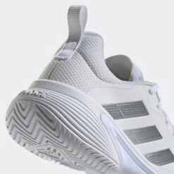 ADIDAS PERFORMANCE Chaussures Dentraînement Chaussure De Sport Barricade Femme Blanc / Blanc Cassé -ADIDAS PERFORMANCE Soldes 650203092ffaa4e64d1fb1fe3c7a9c0e
