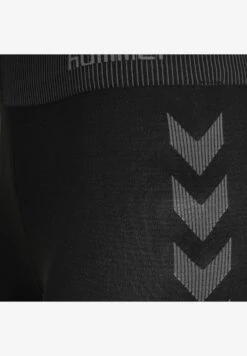 Hummel Sous-vêtements Fonctionnels Skinny Sous-vêtements De Sport Femme Noir -ADIDAS PERFORMANCE Soldes 6c6636b026677196fff840c2e04c3fdf