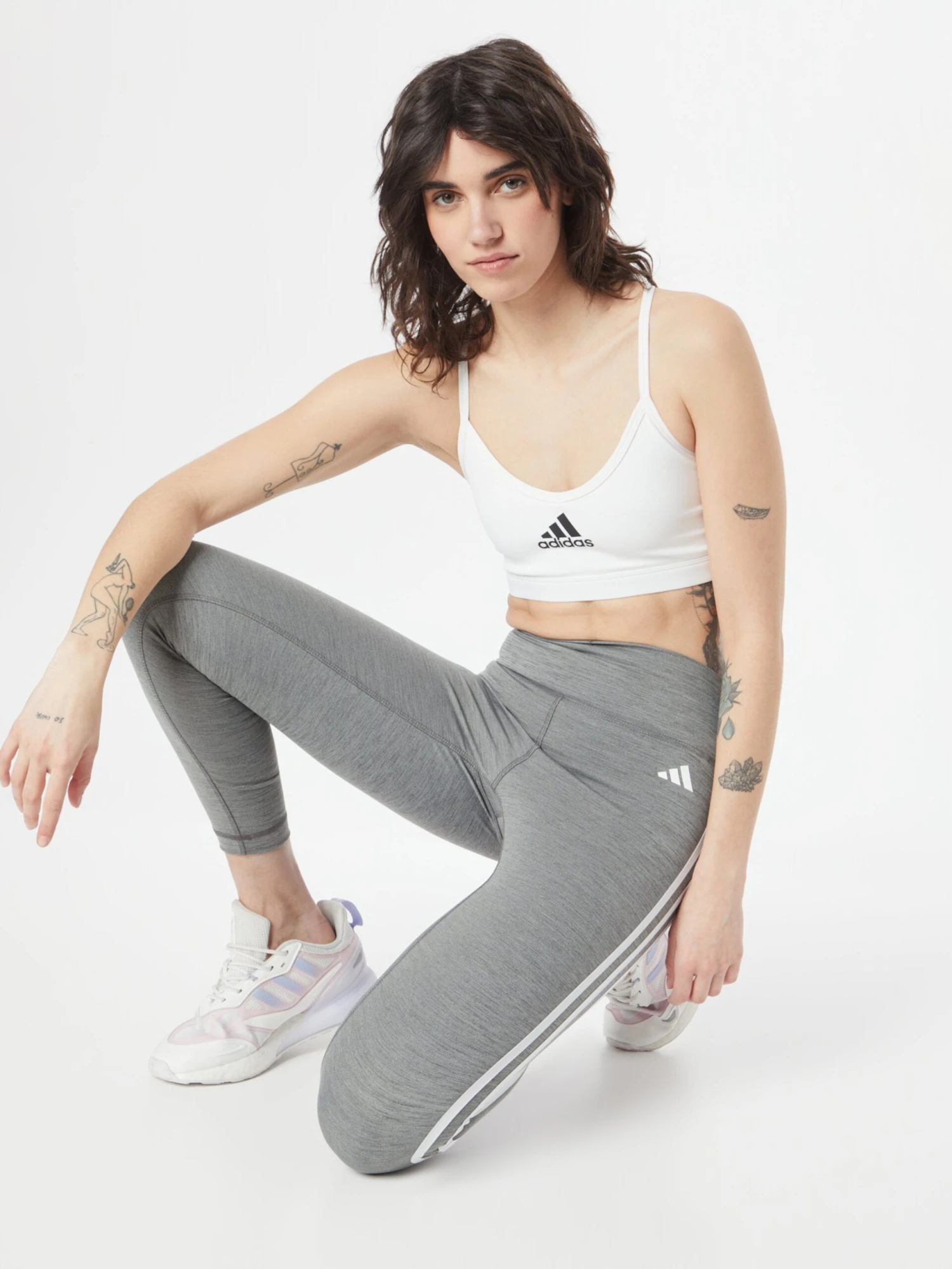 Adidas Sportswear Brassières Bustier Soutien-gorge De Sport Femme Blanc 4 Adidas Sportswear Brassières Bustier Soutien-gorge De Sport Femme Blanc – Image 4