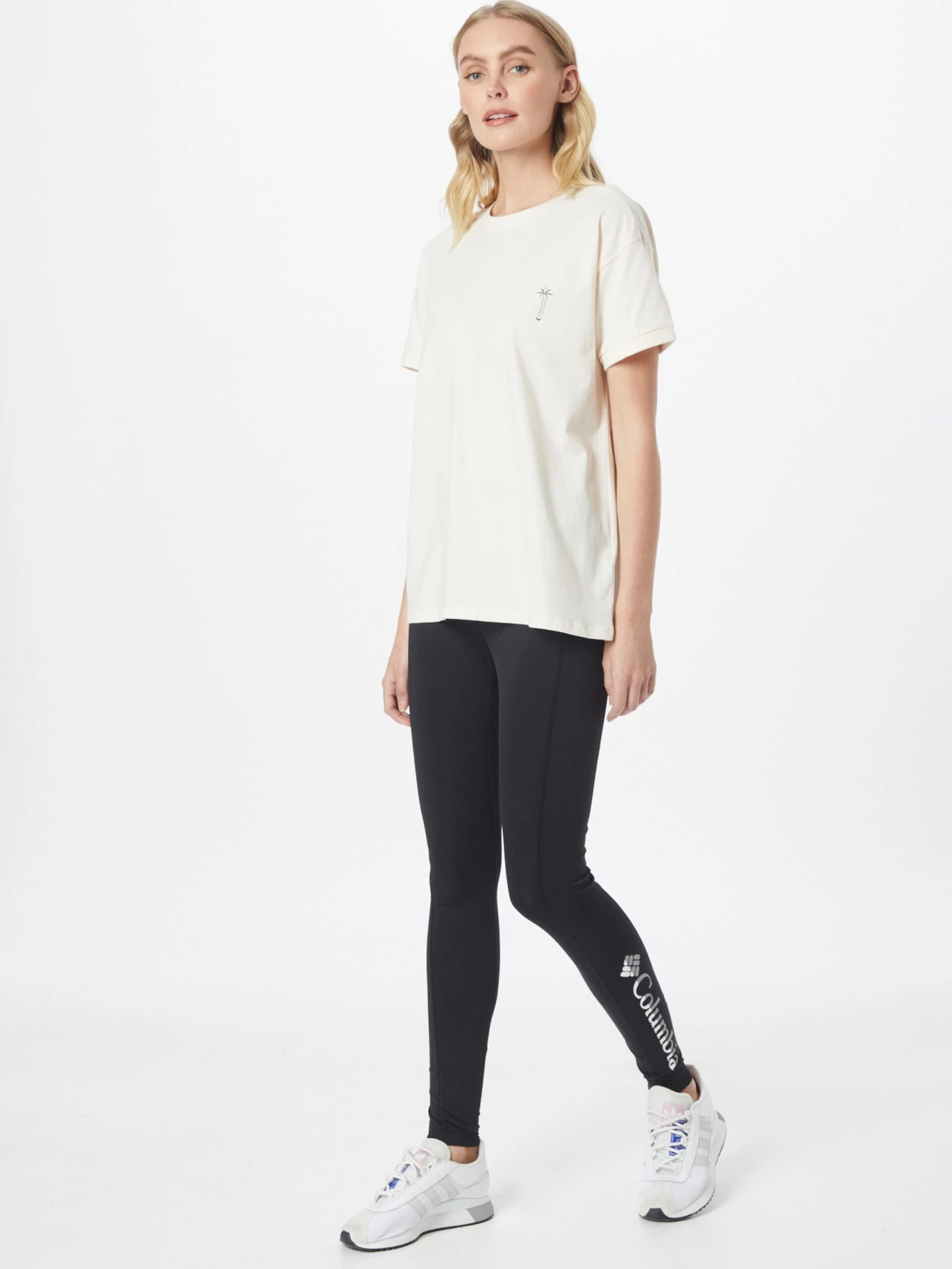 Protest Hauts Pratiques Fonctionnels T-shirt Fonctionnel ELSAO Femme Blanc Cassé 5 Protest Hauts Pratiques Fonctionnels T-shirt Fonctionnel ELSAO Femme Blanc Cassé – Image 5