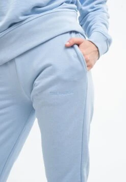 Ensembles Survêtements Femme Bleu -ADIDAS PERFORMANCE Soldes 89a22ef03a70fa894154431e5aa2d358