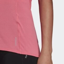 Adidas Sportswear Hauts Pratiques Fonctionnels T-shirt Fonctionnel Runner Femme Rose 7 Adidas Sportswear Hauts Pratiques Fonctionnels T-shirt Fonctionnel Runner Femme Rose -ADIDAS PERFORMANCE Soldes 8f26ea7ae3867de4ceede3716b723646