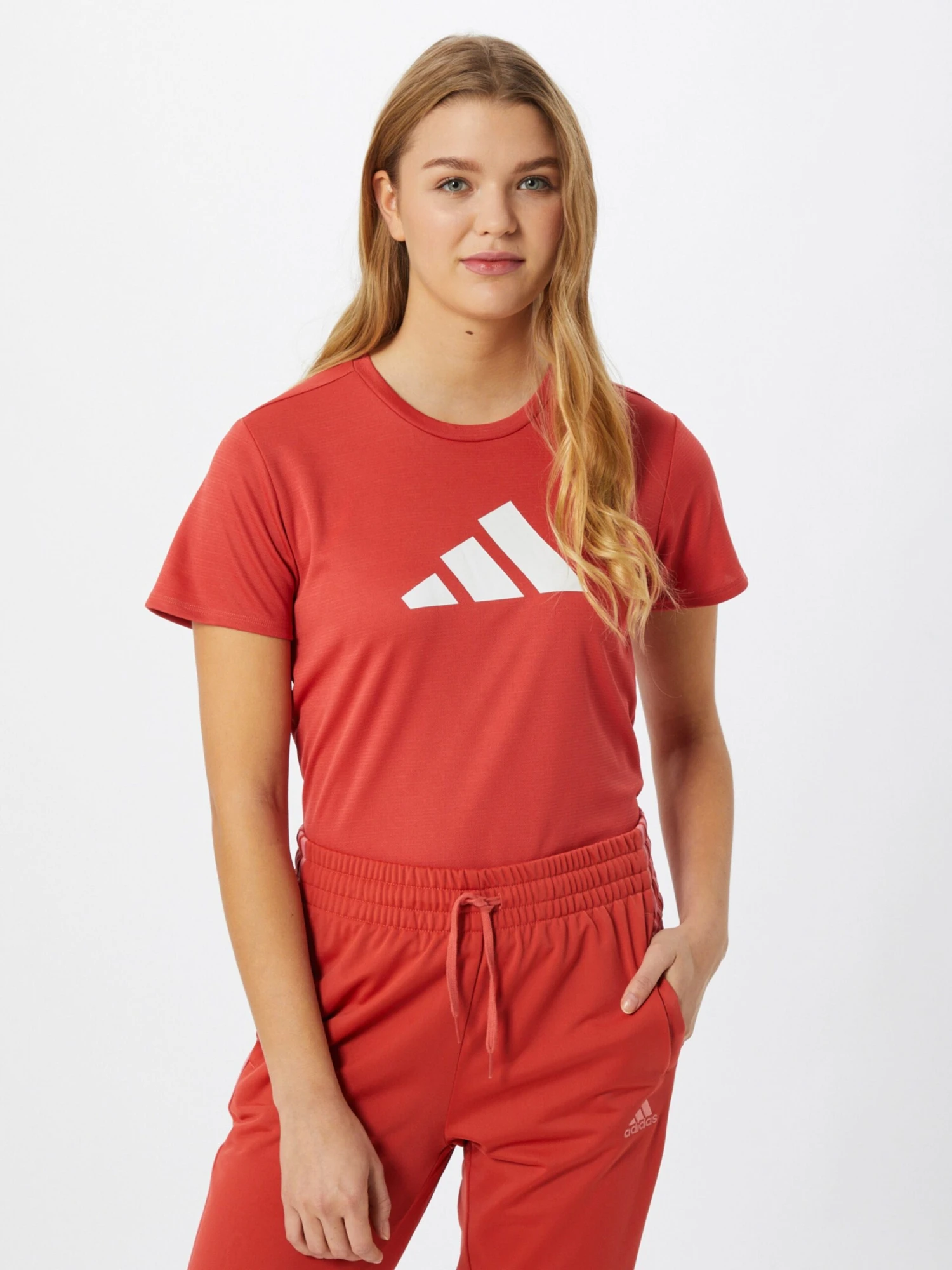 ADIDAS PERFORMANCE Hauts Pratiques Fonctionnels T-shirt Fonctionnel Femme Rouge 2 ADIDAS PERFORMANCE Hauts Pratiques Fonctionnels T-shirt Fonctionnel Femme Rouge – Image 2