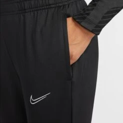 Nike Pantalons De Sport Coupe Slim Pantalon De Sport Strike Femme Noir -ADIDAS PERFORMANCE Soldes 9fd999573ea190d5cf375193094ff451