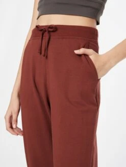 Nike Pantalons De Jogging Effilé Pantalon De Sport Femme Rouille -ADIDAS PERFORMANCE Soldes b08f6520fe3a8989f10c52488173850d