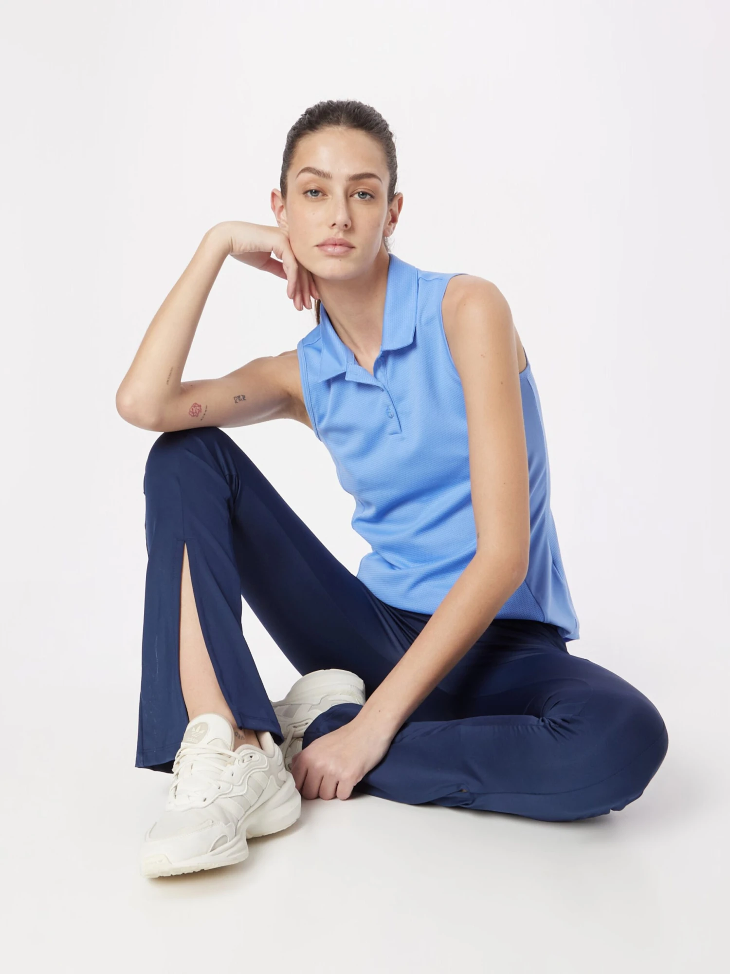 Adidas Golf Hauts Pratiques Fonctionnels T-shirt Fonctionnel Femme Bleu Fumé 5 Adidas Golf Hauts Pratiques Fonctionnels T-shirt Fonctionnel Femme Bleu Fumé – Image 5