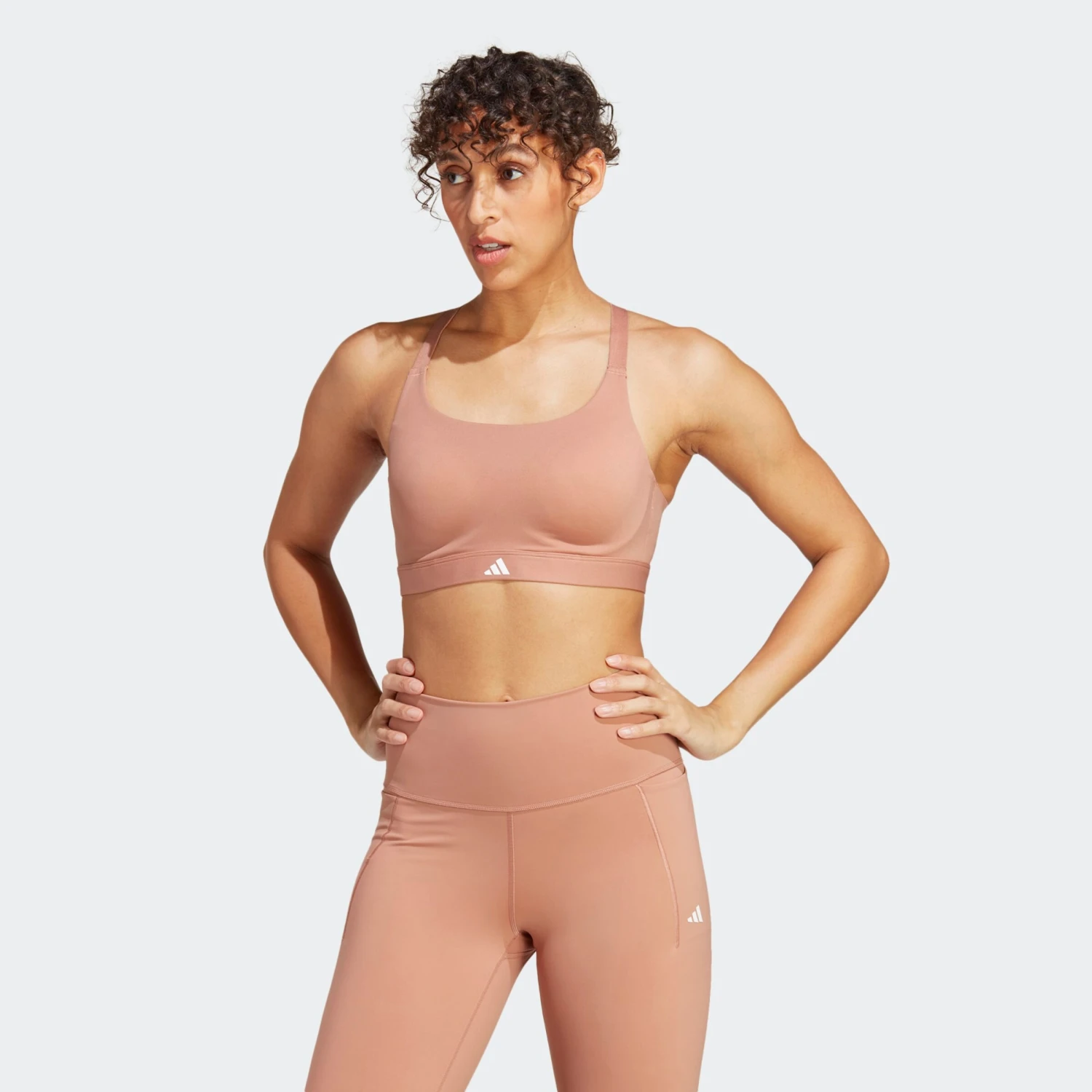 ADIDAS PERFORMANCE Brassières High Support Soutien-gorge De Sport Tailored Impact Lux Femme Noisette 3 ADIDAS PERFORMANCE Brassières High Support Soutien-gorge De Sport Tailored Impact Lux Femme Noisette – Image 3