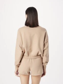 Hollister Ensembles Survêtement Femme Camel -ADIDAS PERFORMANCE Soldes d35a5788219433881e986598a4555e3e