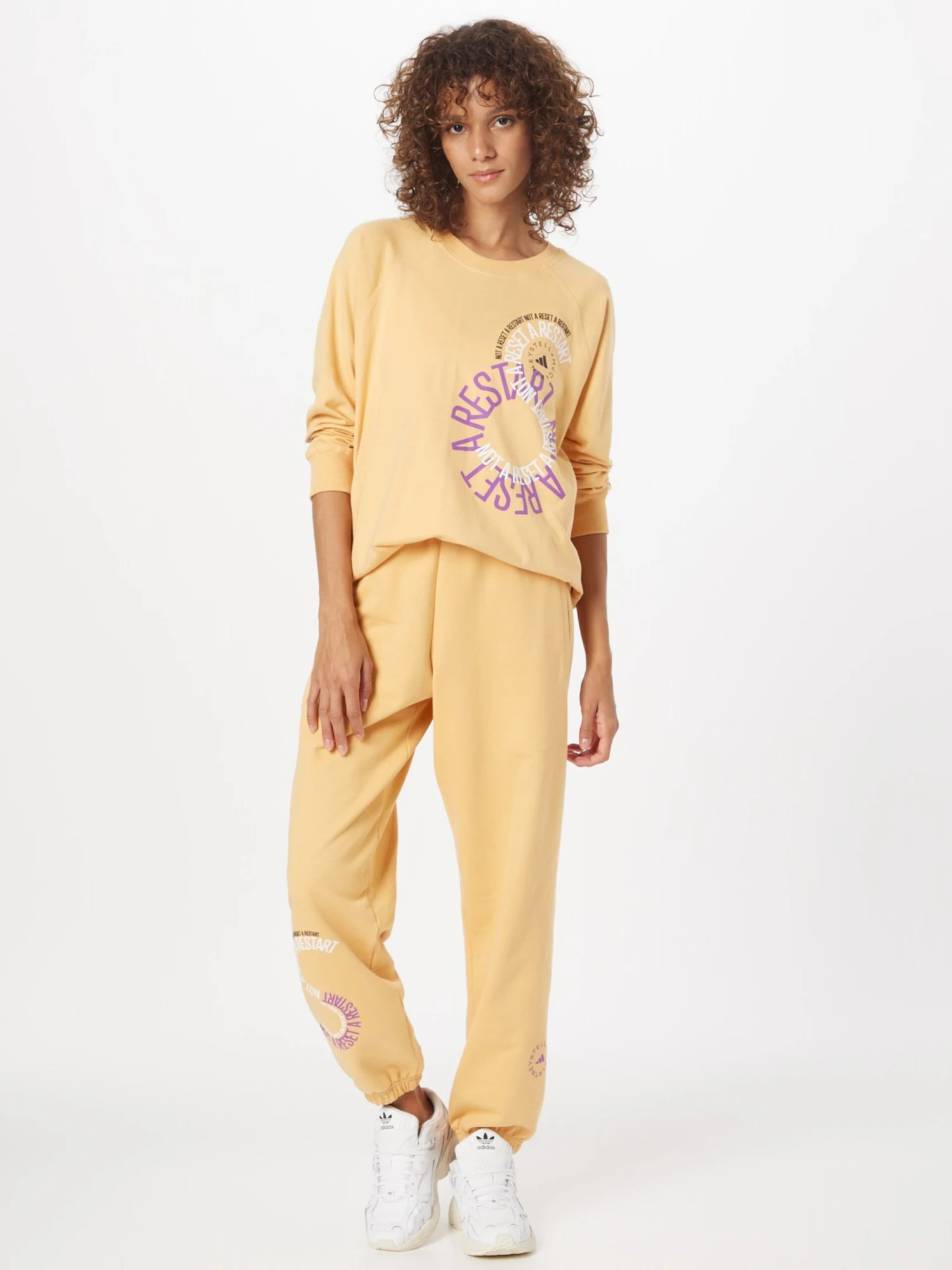 Adidas By Stella Mccartney Hauts à Manches Longues T-Shirt Fonctionnel Femme Jaune 4 Adidas By Stella Mccartney Hauts à Manches Longues T-Shirt Fonctionnel Femme Jaune – Image 4