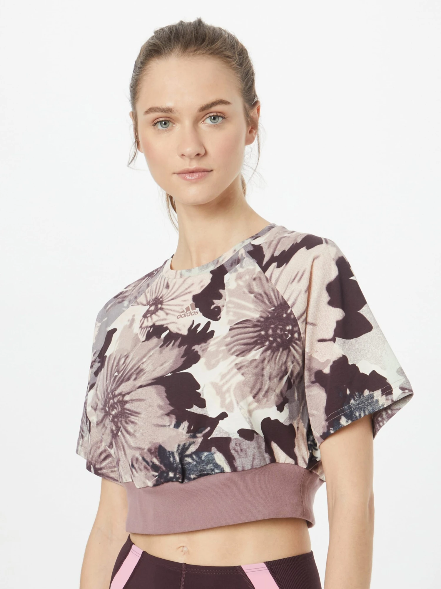 Adidas Sportswear T-Shirts T-shirt Fonctionnel Femme Lavande 2 Adidas Sportswear T-Shirts T-shirt Fonctionnel Femme Lavande – Image 2